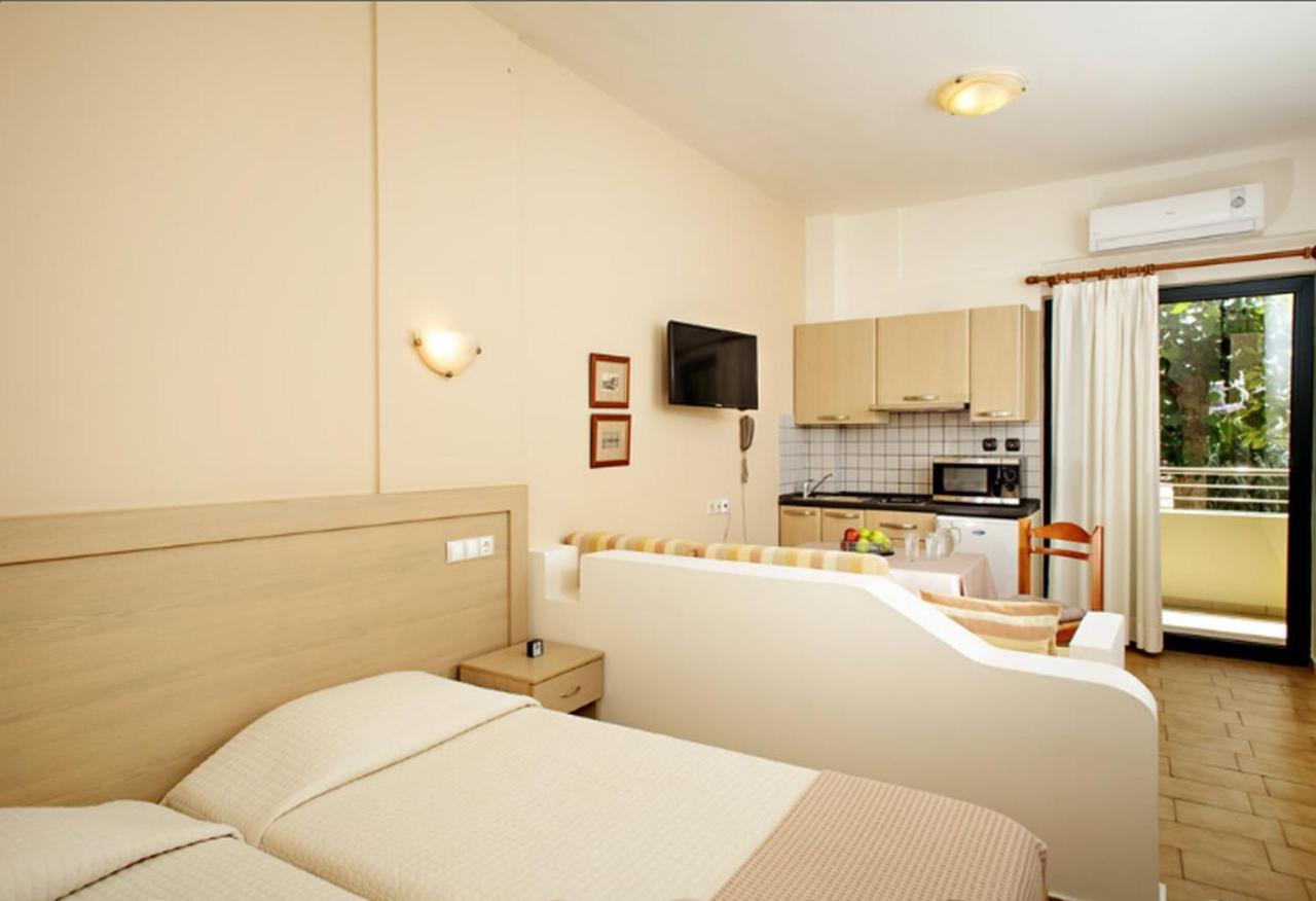 Lili Apartments,Oasis 2,5 Km From Hania Center Parigoria Dış mekan fotoğraf